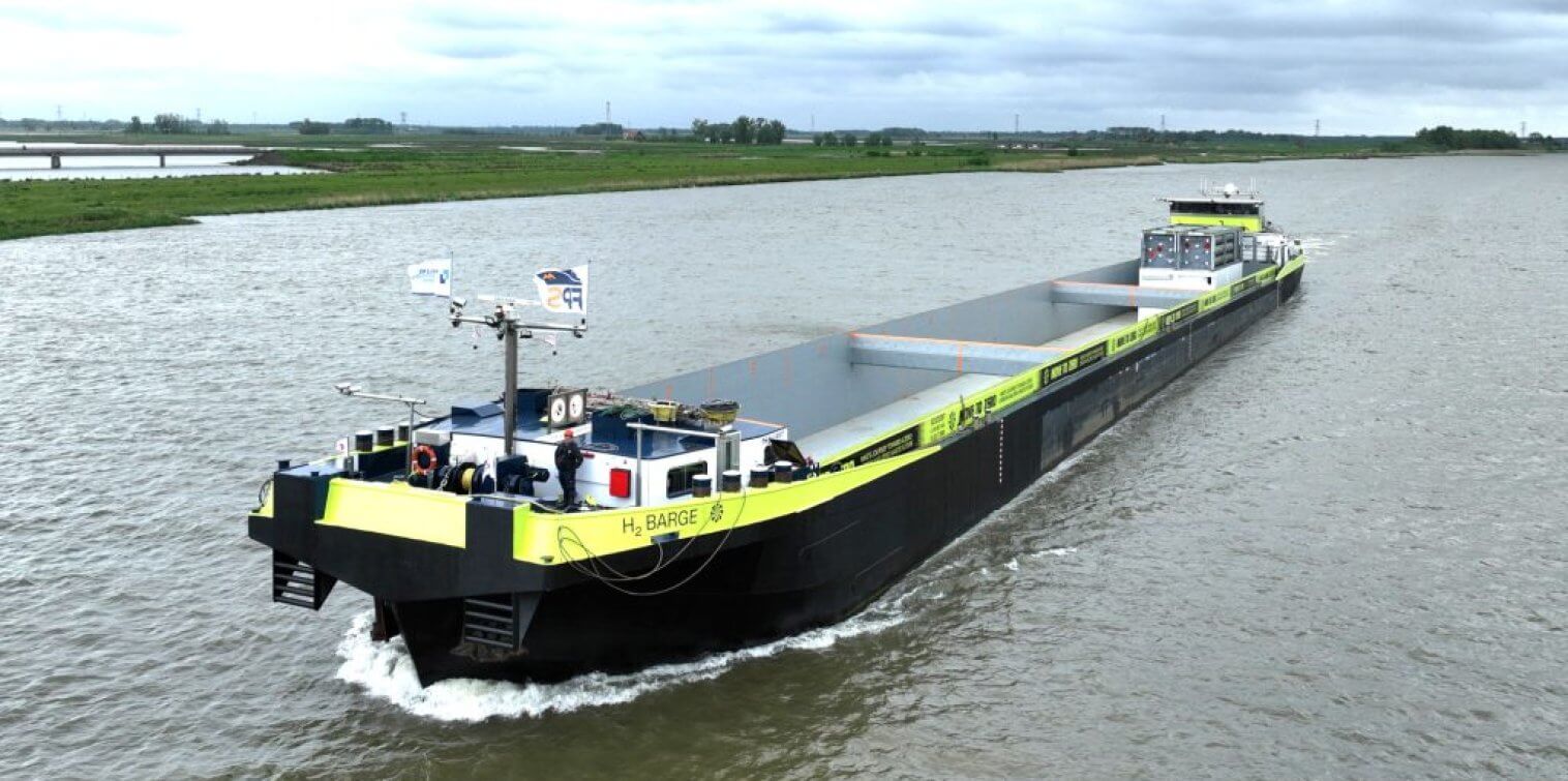 H2 Barge of Future Proof Shipping in canal